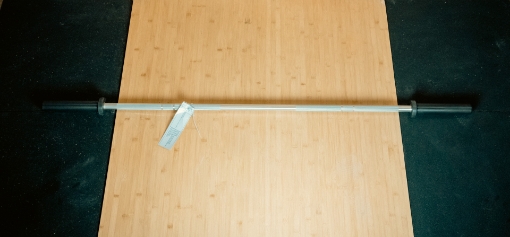 Снимка на ОЛИМПИЙСКИ ТРЕНИРОВЪЧЕН ЛОСТ С ЧЕРНИ КРАИЩА 183CM
